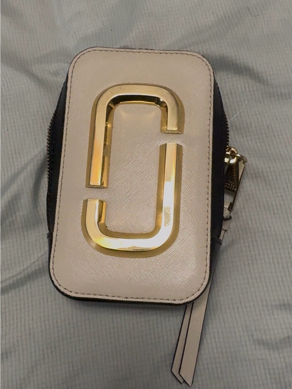 Marc Jacobs White and Black Snapshot Mini Camera Crossbody with Gold Logo